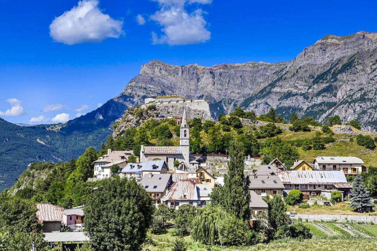 L'Auberge Saint-Vincent-les-Forts Εξωτερικό φωτογραφία