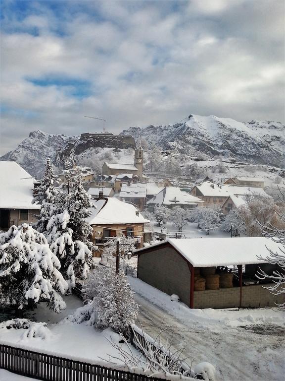 L'Auberge Saint-Vincent-les-Forts Εξωτερικό φωτογραφία